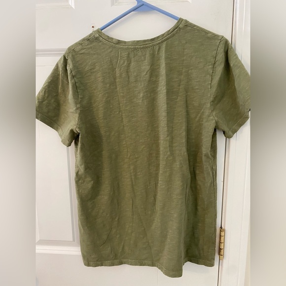 Tee - Picture 2 of 3